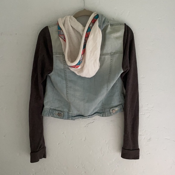 BDG Jean jacket - Picture 2 of 3
